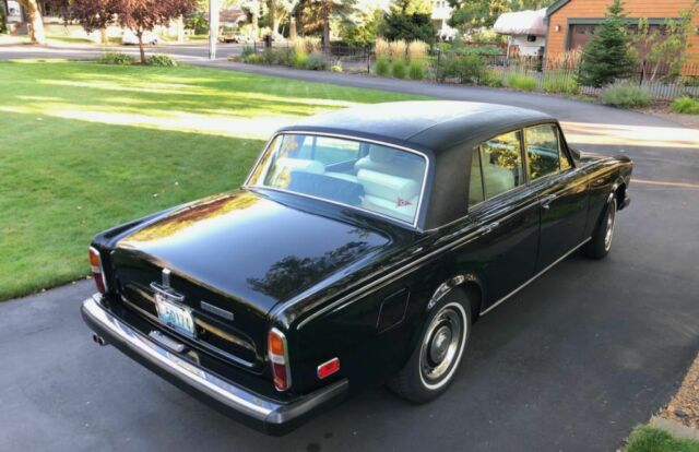 Rolls-Royce Silver Shadow 1977 image number 12