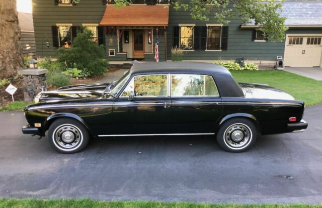 Rolls-Royce Silver Shadow 1977 image number 27