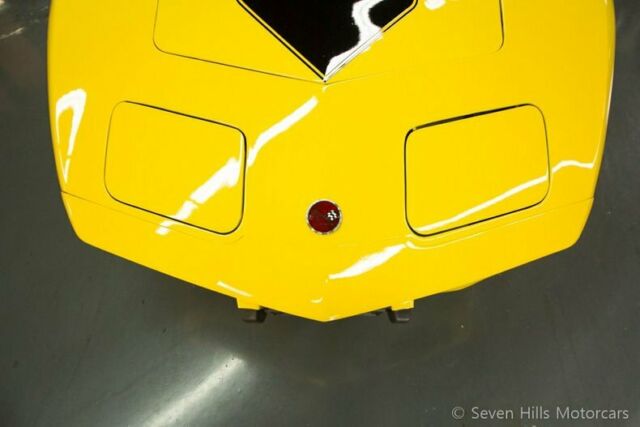 Chevrolet Corvette 1975 image number 13