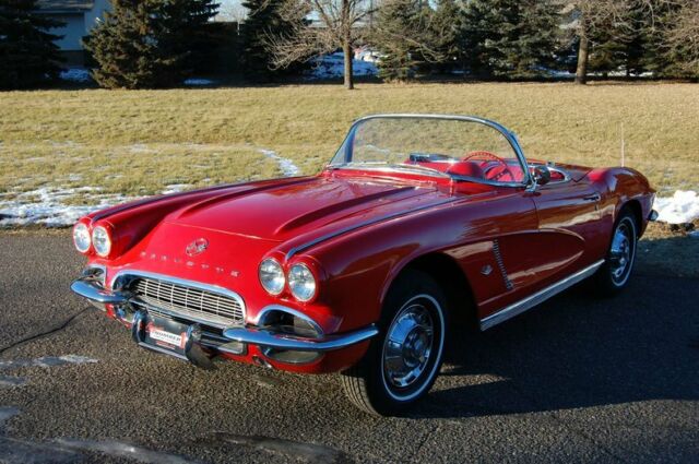 Chevrolet Corvette 1962 image number 4