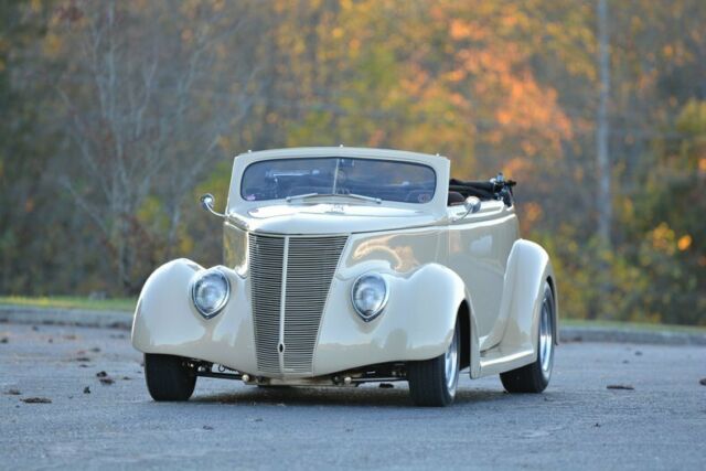 Ford Street Rod Convertible 1937 image number 27