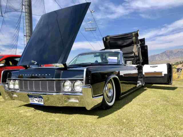 Lincoln Continental 1967 image number 0