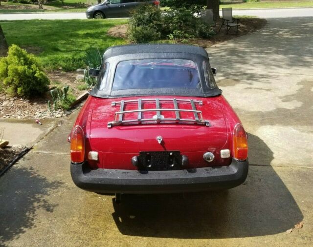 MG MGB 1978 image number 2