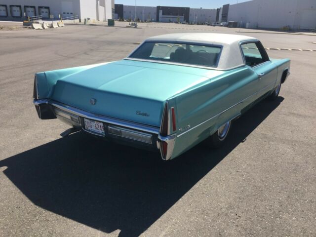 Cadillac DeVille 1970 image number 12