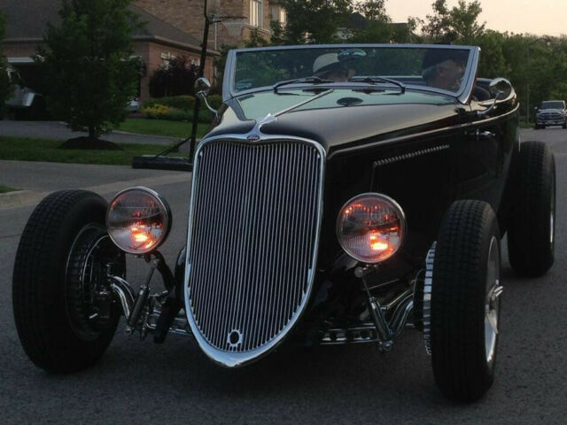 Ford Roadster 1933 image number 17