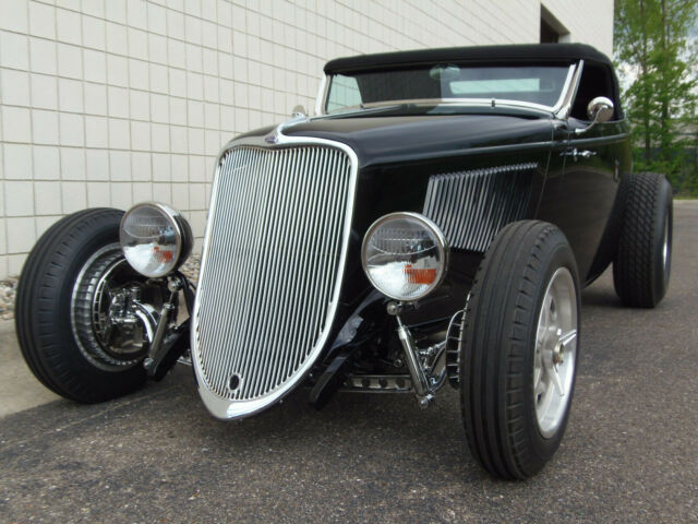 Ford Roadster 1933 image number 22