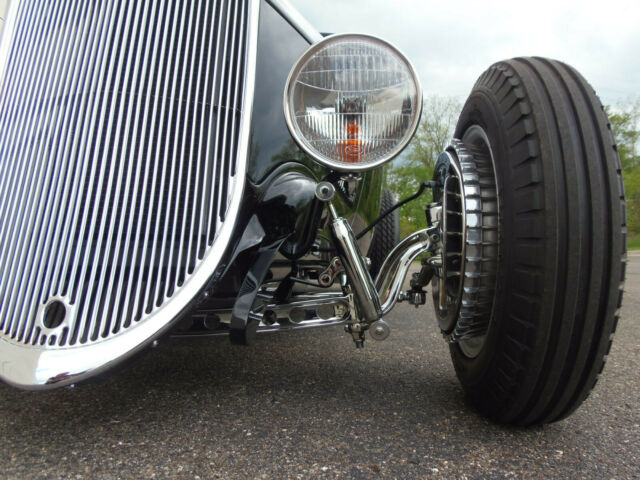 Ford Roadster 1933 image number 5