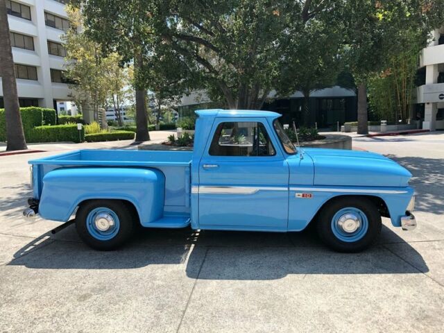 Chevrolet C10 1965 image number 29