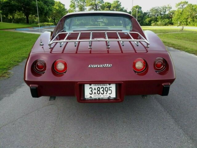 Chevrolet Corvette 1977 image number 30