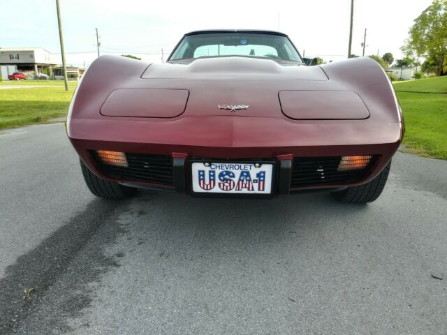 Chevrolet Corvette 1977 image number 34