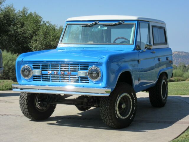 Ford Bronco 1972 image number 2