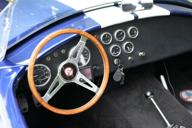 Shelby Cobra 1965 image number 20