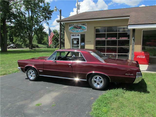 Pontiac GTO 1965 image number 31