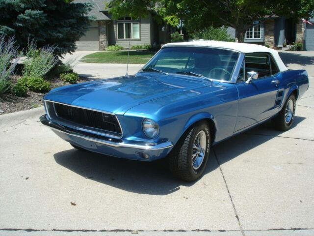 Ford Mustang 1967 image number 1