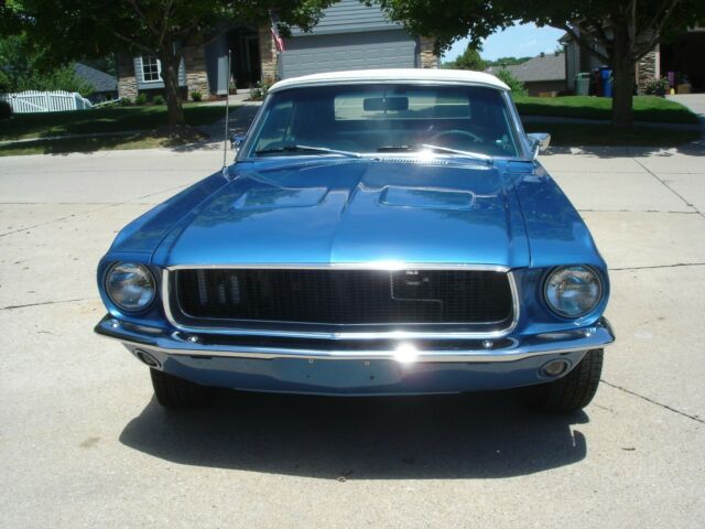 Ford Mustang 1967 image number 28