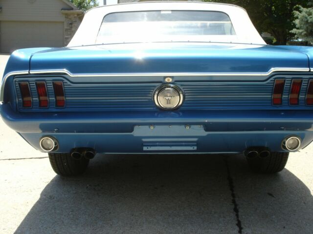 Ford Mustang 1967 image number 34