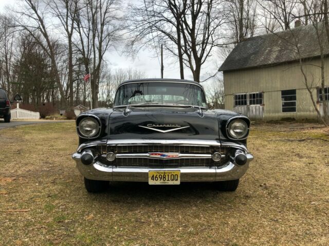 Chevrolet Bel Air/150/210 1957 image number 17