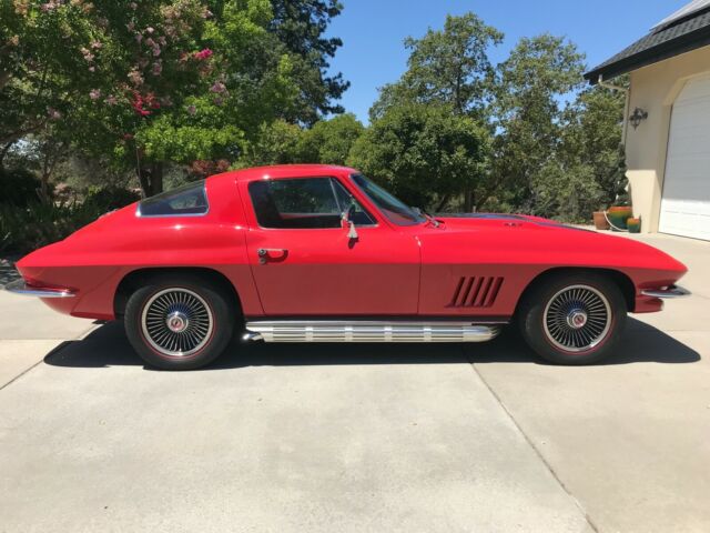 Chevrolet Corvette 1967 image number 2