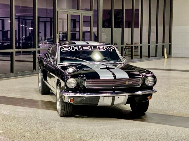 Ford Mustang 1966 image number 12