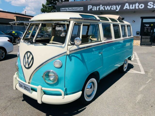 Volkswagen Bus/Vanagon 1972 image number 0