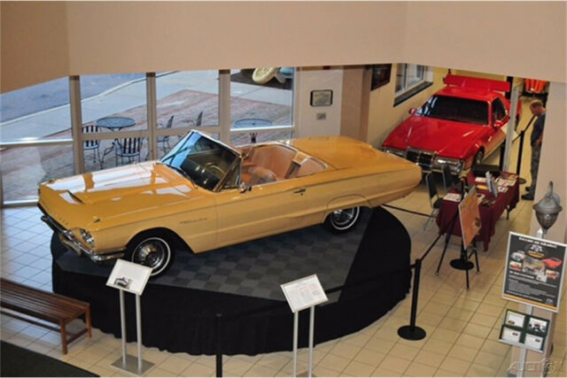 Ford Thunderbird 1964 image number 21