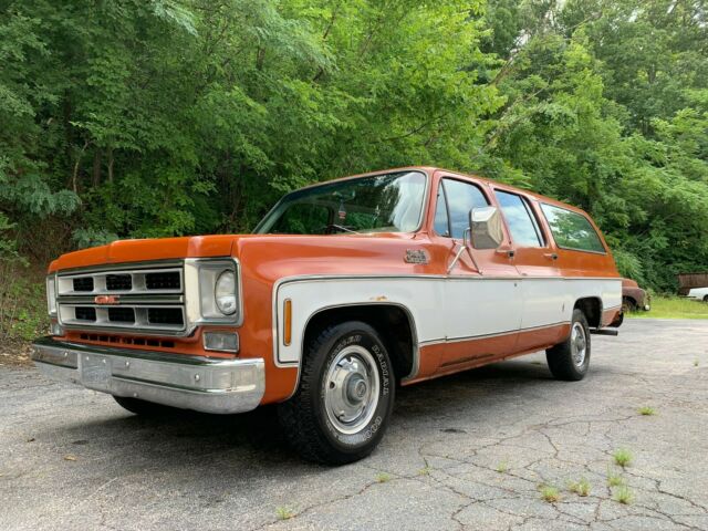 GMC Suburban 1976 image number 15