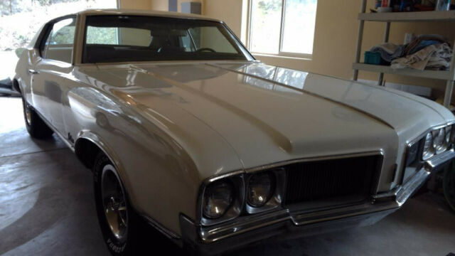 Oldsmobile Cutlass 1970 image number 12