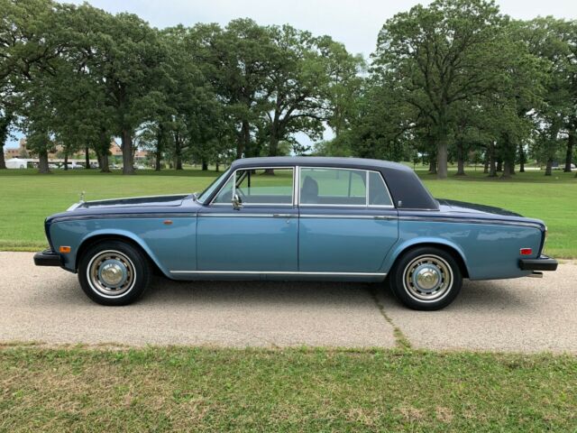 Rolls-Royce Silver Shadow 1975 image number 10