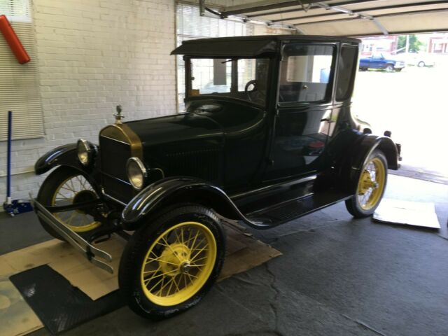 Ford Model T 1927 image number 1