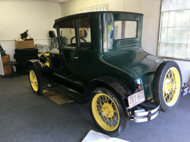 Ford Model T 1927 image number 2