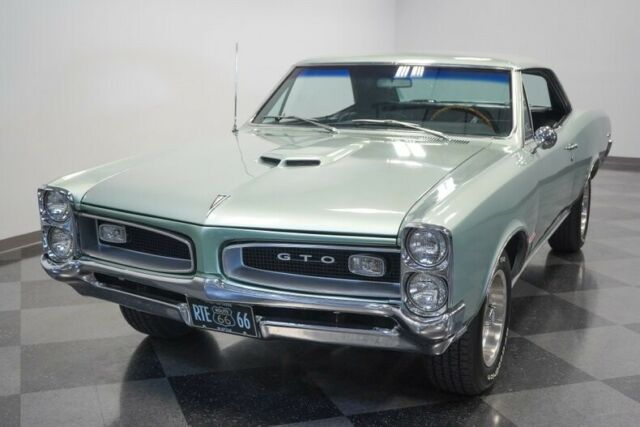 Pontiac GTO 1966 image number 20