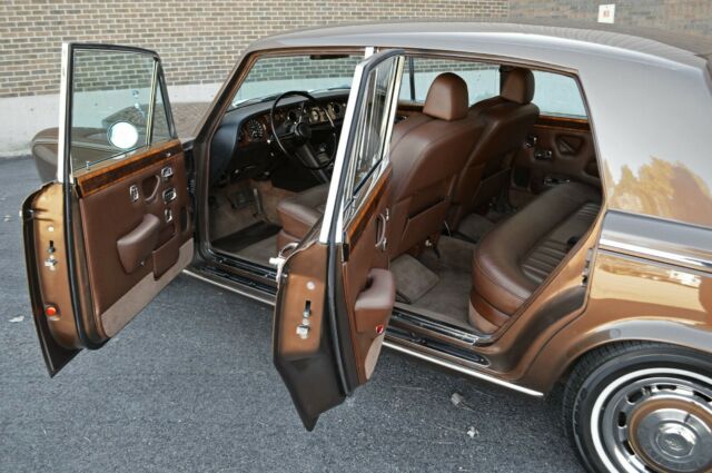 Rolls-Royce Silver Shadow 1974 image number 35