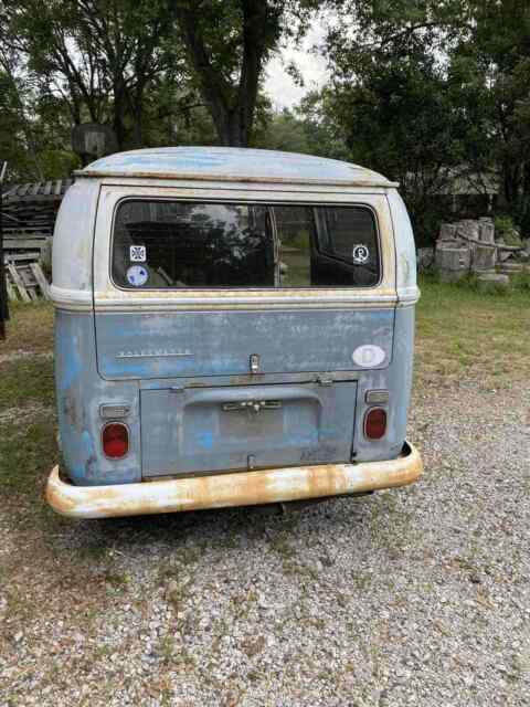 Volkswagen Vanagon 1971 image number 2