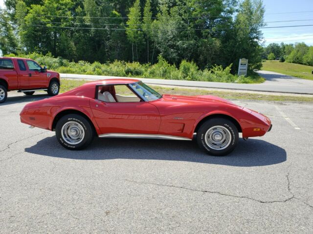 Chevrolet Corvette 1976 image number 0