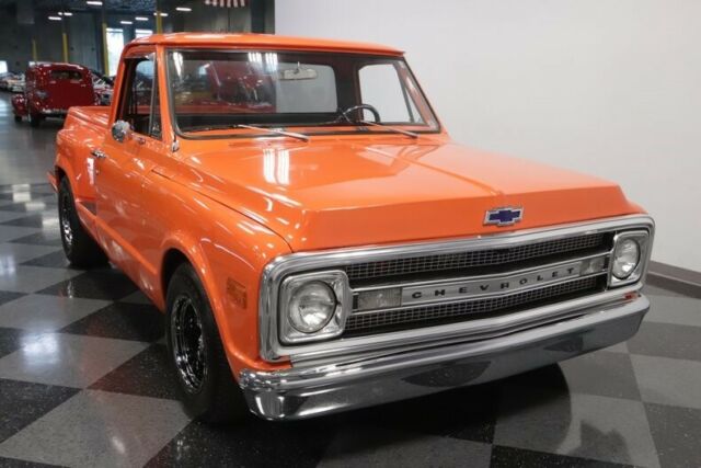 Chevrolet C-10 1970 image number 18