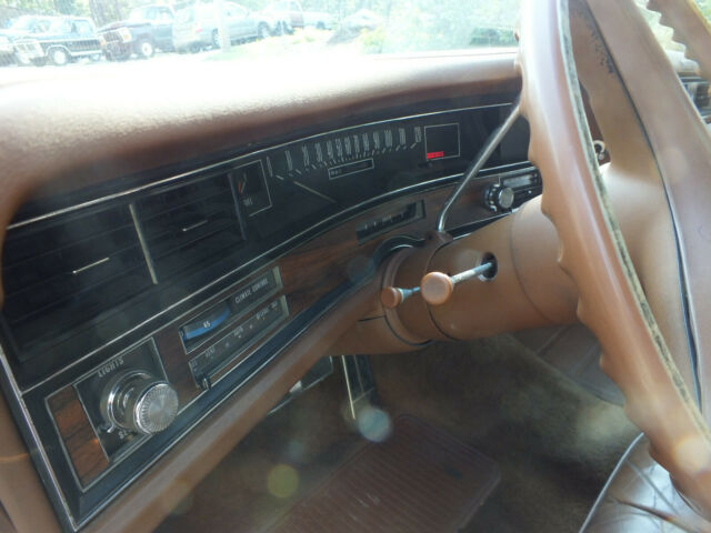 Cadillac DeVille 1973 image number 43