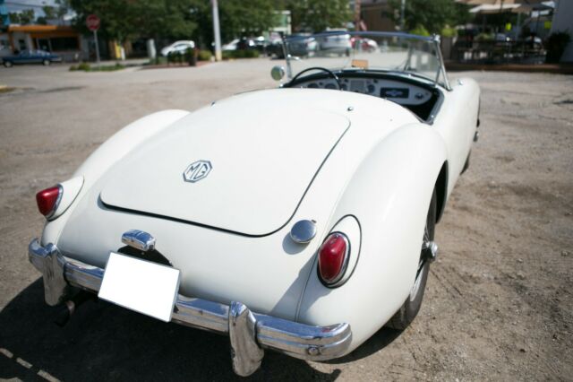 MG MGA 1956 image number 18