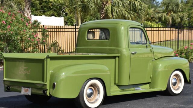 Ford F1 1949 image number 2