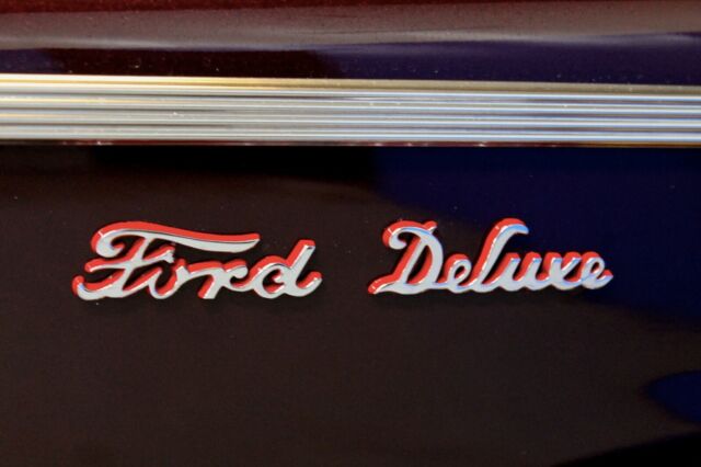 Ford Deluxe 1940 image number 29