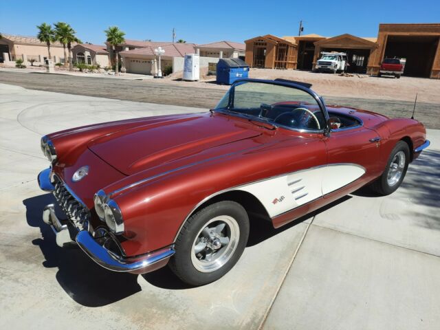 Chevrolet Corvette 1960 image number 12