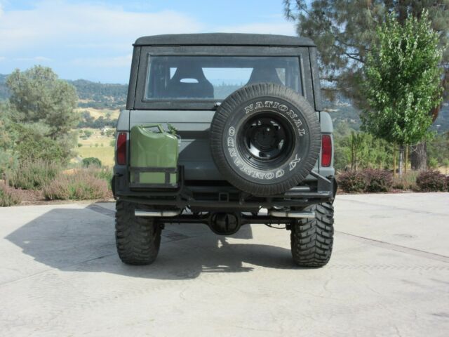 Ford Bronco 1966 image number 33