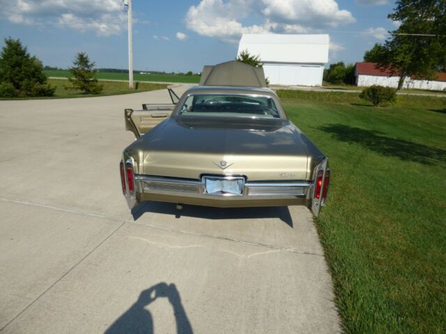 Cadillac DeVille 1966 image number 12