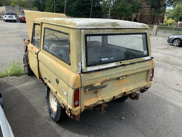 Ford Bronco 1971 image number 10