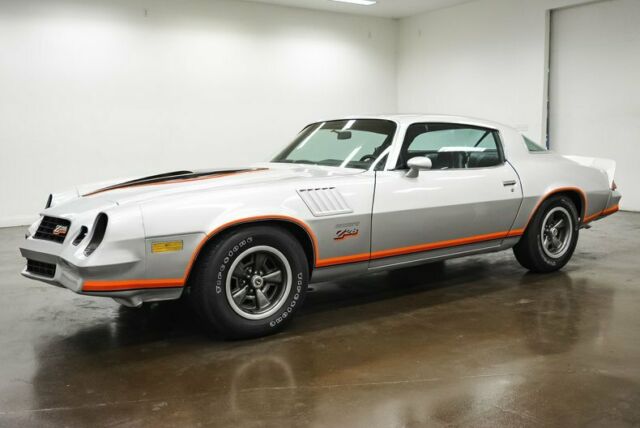 Chevrolet Camaro 1978 image number 2