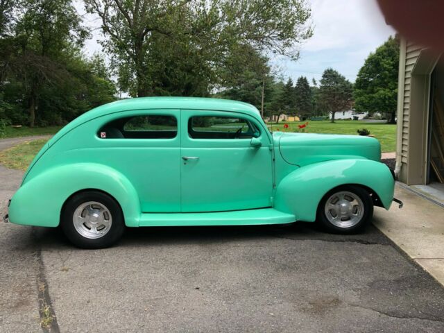 Ford Standard 1940 image number 1