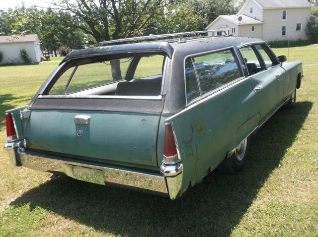 Cadillac Fleetwood 1969 image number 17