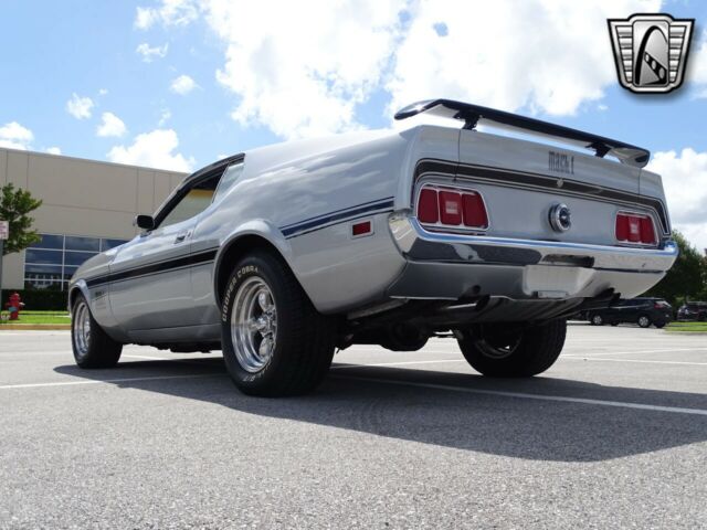 Ford Mustang 1971 image number 19