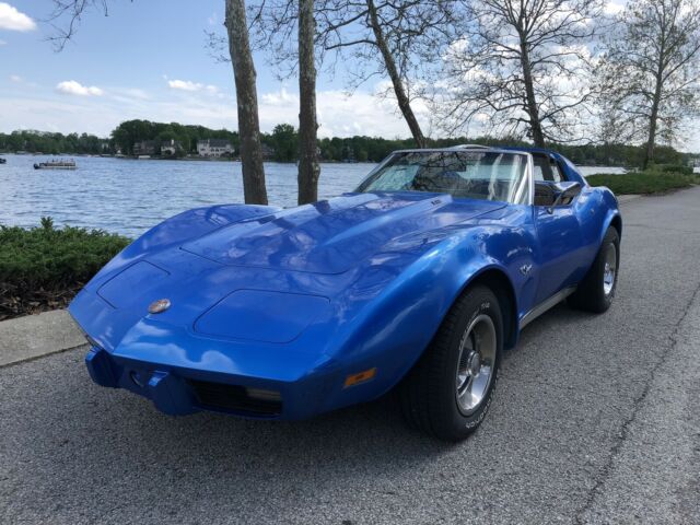 Chevrolet Corvette C3 1975 image number 0