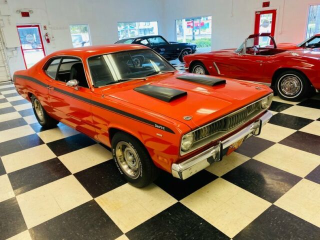 Plymouth Duster 1971 image number 34