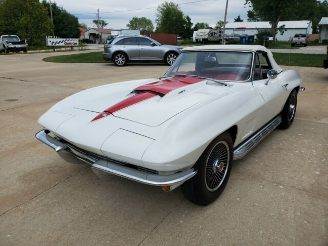 Chevrolet Corvette 1967 image number 23